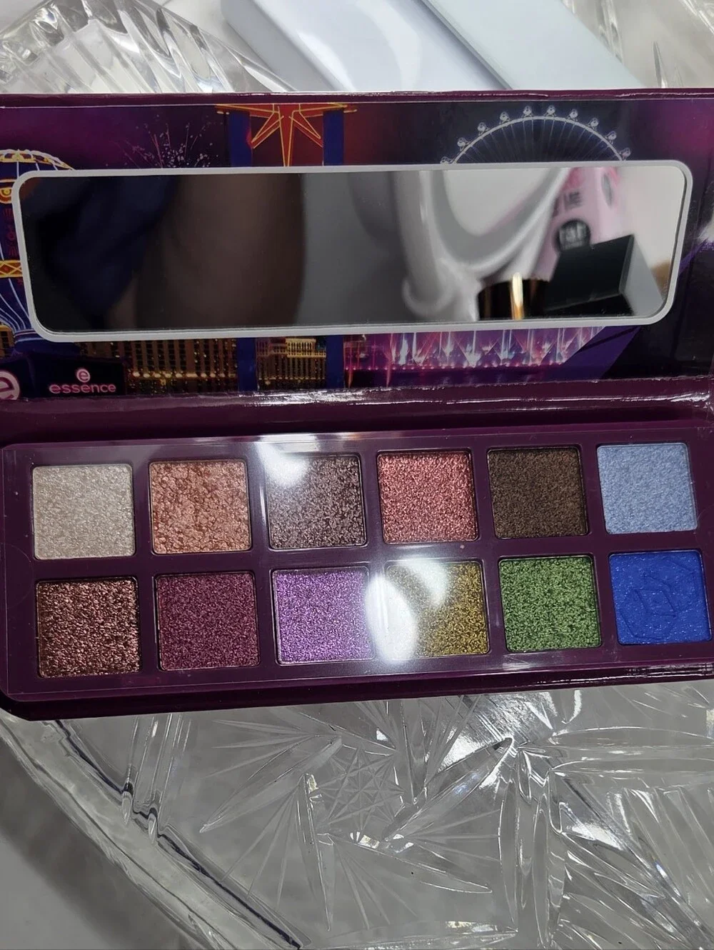 Essence Welcome to Sin City Eyeshadow Palette